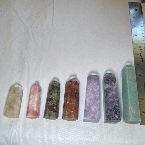 Crystal Tower Wand Party Bundle w/ point protectors 1lb 10oz - Picture 3 of 4